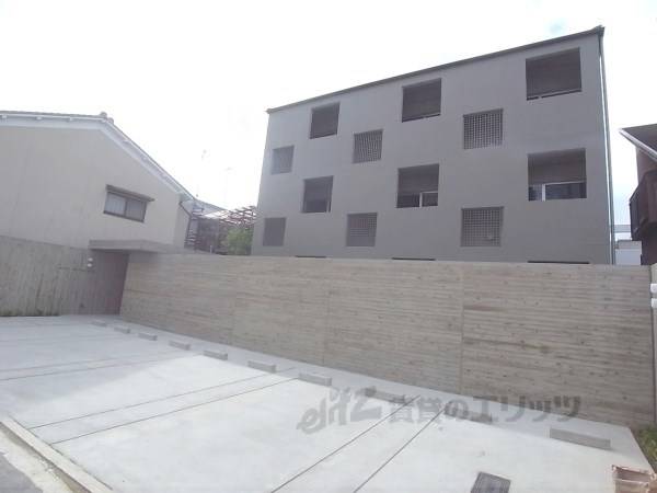 080755の外観写真