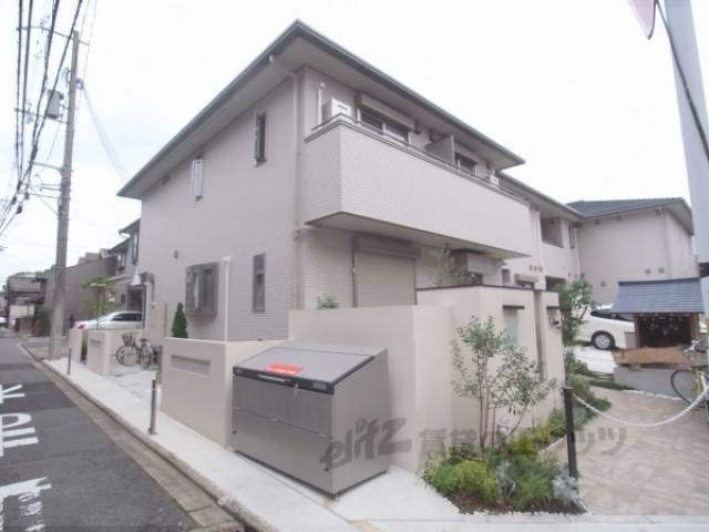 ラシーネ五條外観写真2