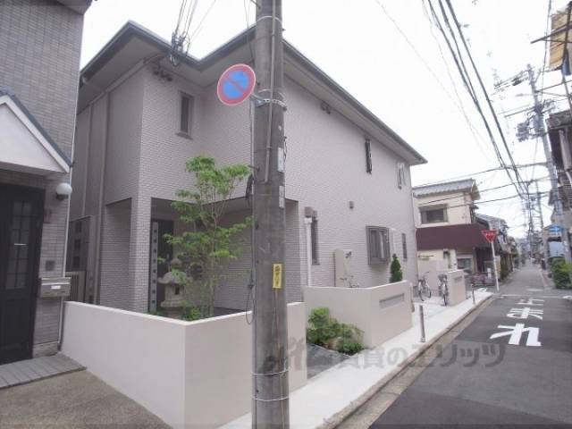 ラシーネ五條外観写真3