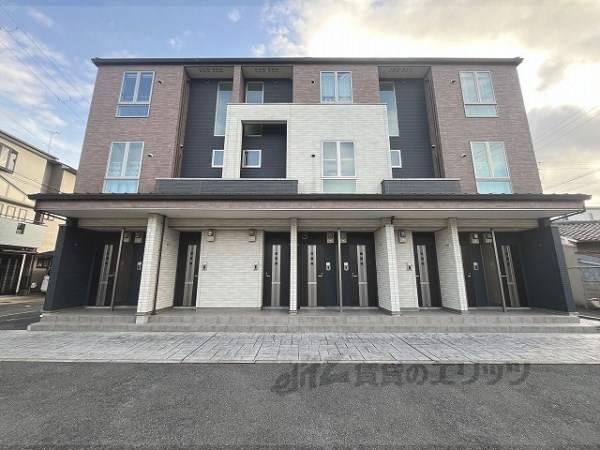 081142の外観写真