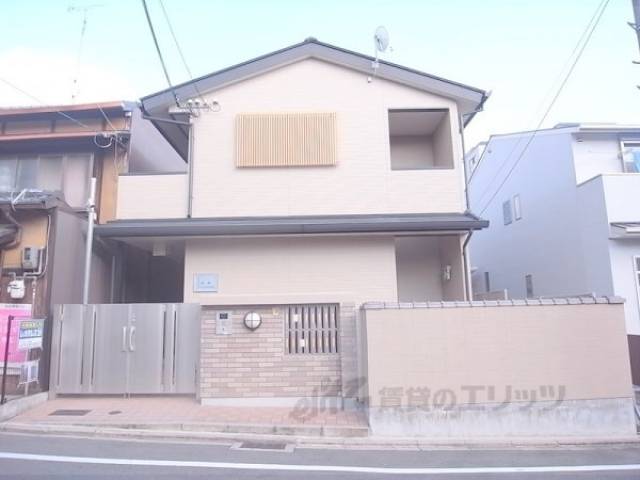 レオパレス西陣外観写真3