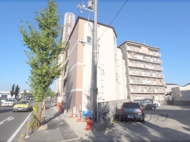 ジラソーレ上桂外観写真1