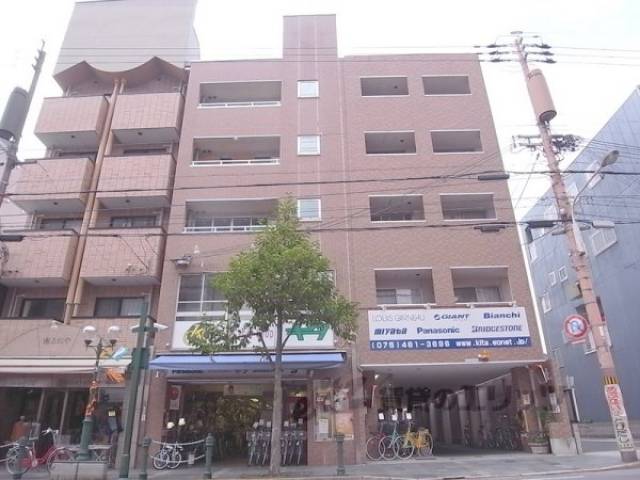 フリーデンハイムキタ（南棟）外観写真2