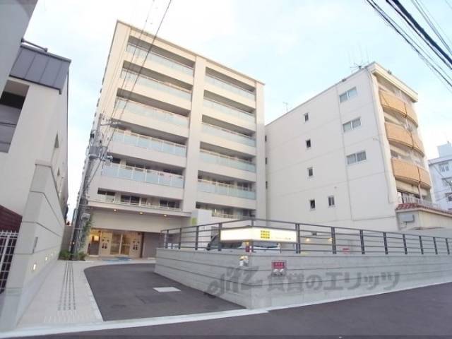 ル・パルトネール西京極外観写真1