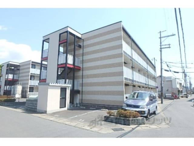 レオパレスアルモニ2番館外観写真3