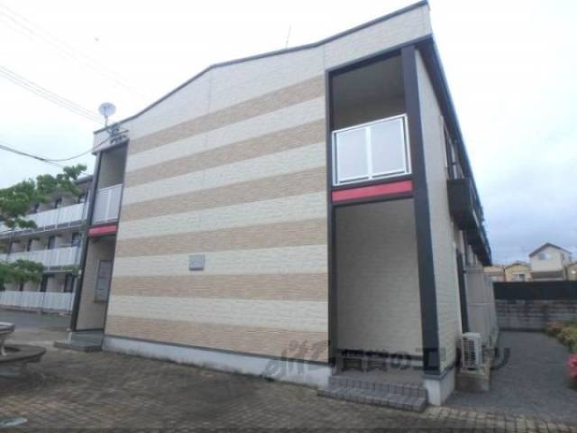 レオパレスアルモニ3番館外観写真2