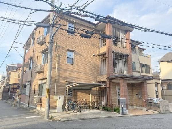 081282の外観写真