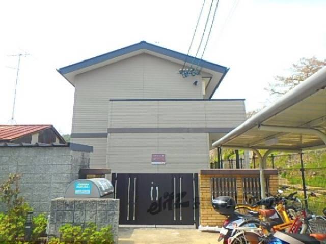 レオパレス京都鷹峯外観写真2