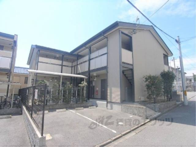 レオパレスウェルスｔｅｎ２外観写真1