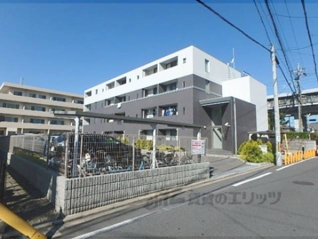 ラフレシール・ジュネス外観写真1