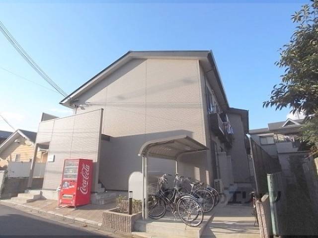 レオパレスダボス外観写真1