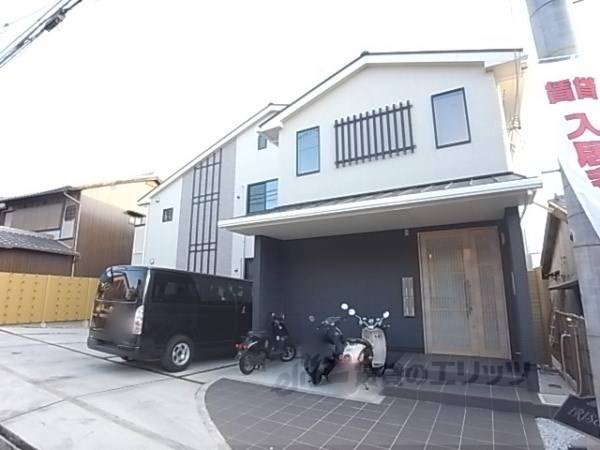 081351の外観写真