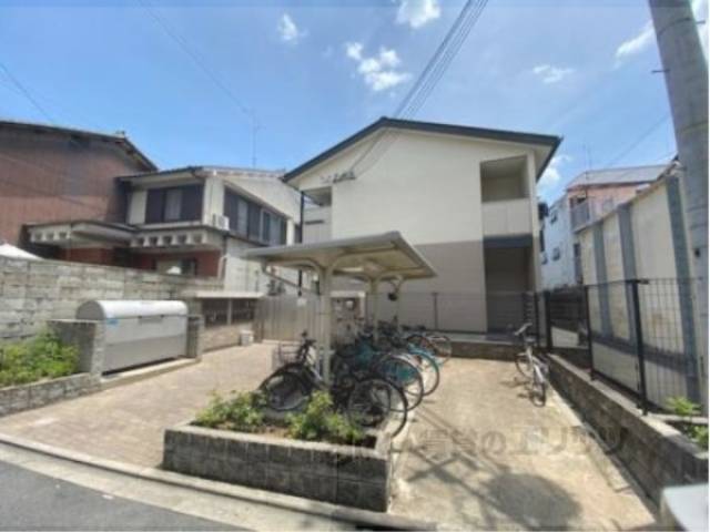 レオパレス清水外観写真1