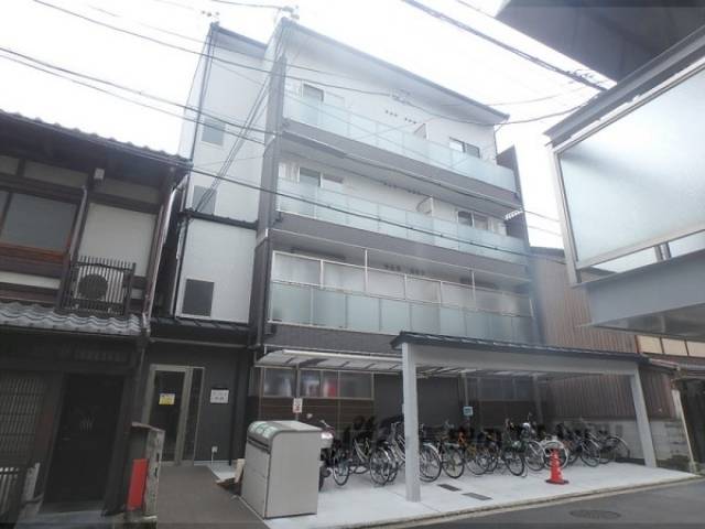 アークリード西院外観写真1