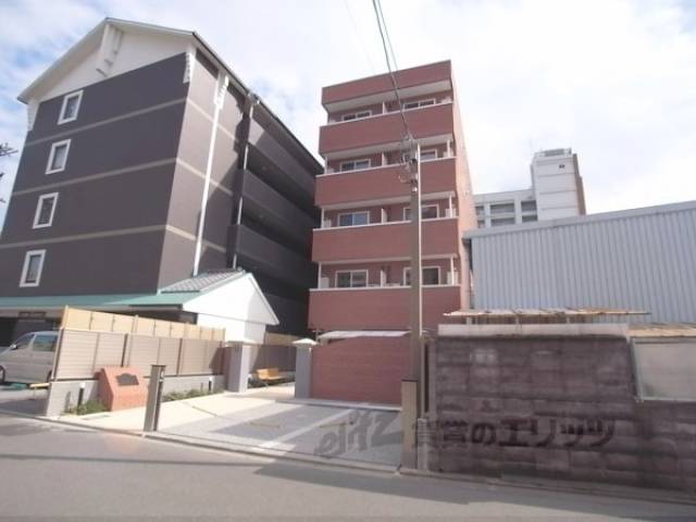 アマデウス萬壽寺葛野大路外観写真3