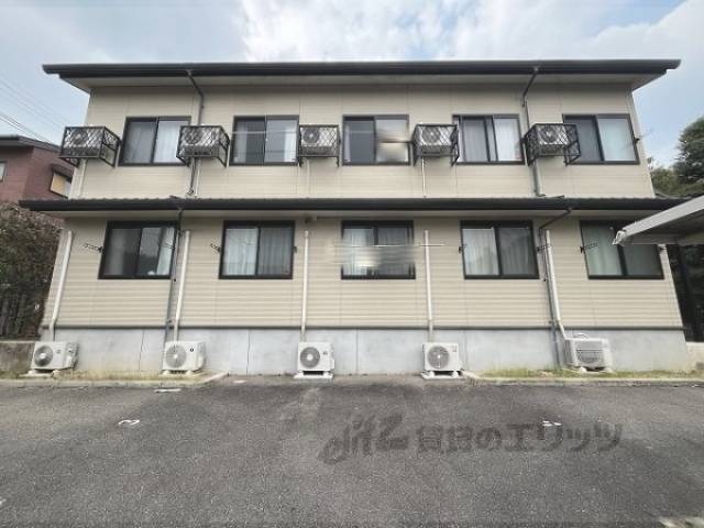 レオパレス山科御陵外観写真1