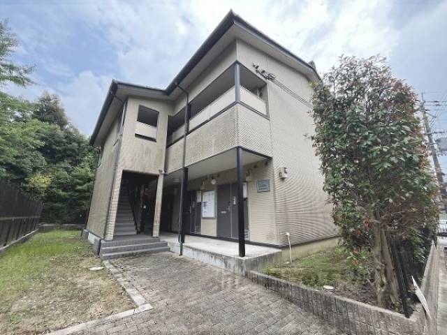 レオパレス山科御陵外観写真2