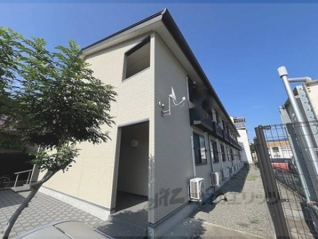 レオパレスひつかわ外観写真2