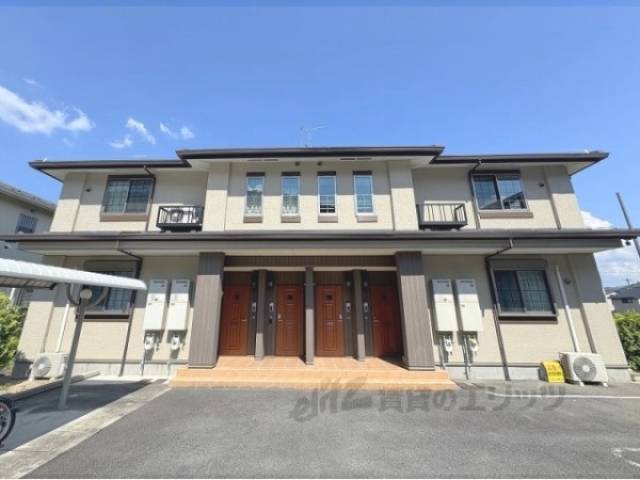 ウエストメゾンクワトロ外観写真2