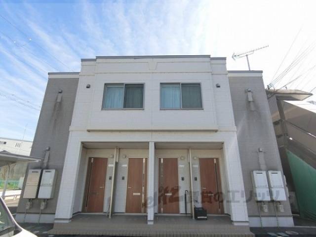 パインフィールド松外観写真1