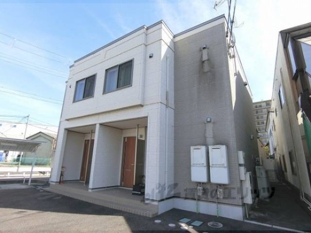 パインフィールド松外観写真2