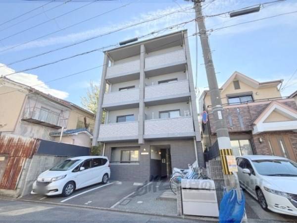 081866の外観写真