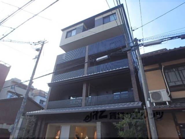 グラシア高倉外観写真3