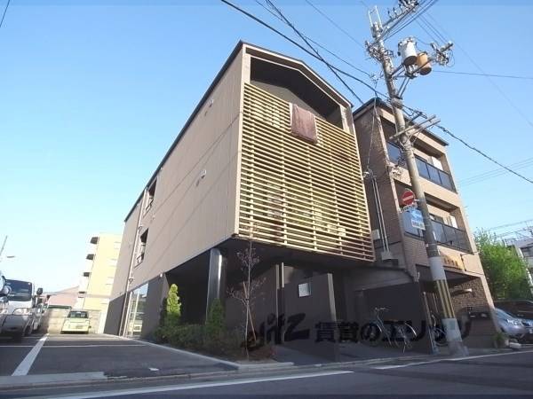 081949の外観写真