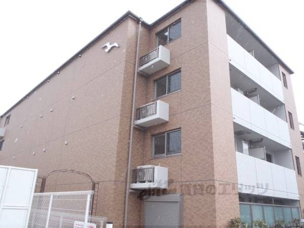 082038の外観写真