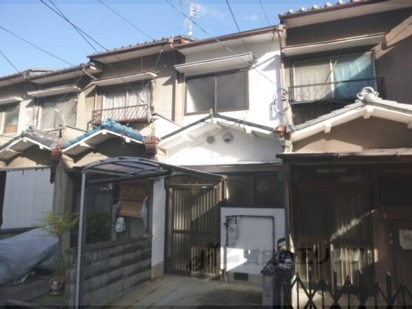 082061の外観写真