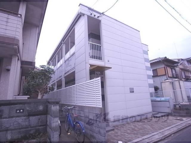 レオパレス墨染外観写真1