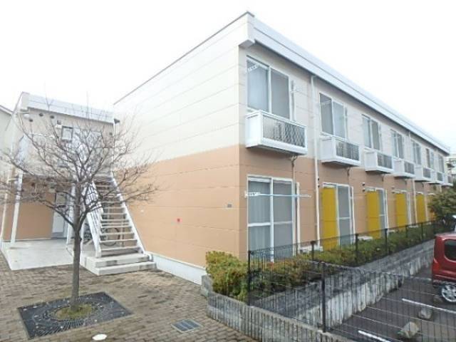 レオパレス唐崎ヶ丘外観写真1