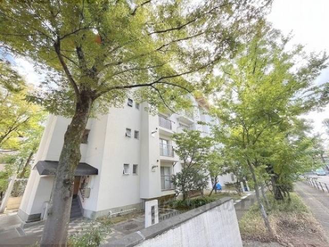 花園団地12号棟外観写真2