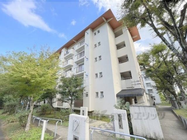 花園団地12号棟外観写真3