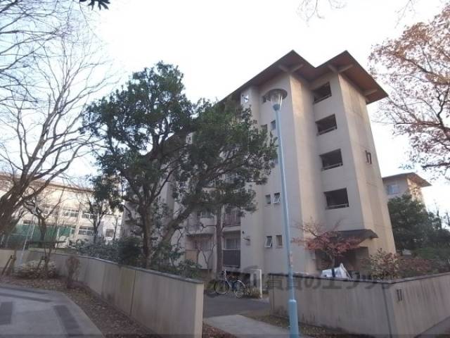 花園団地17号棟外観写真2