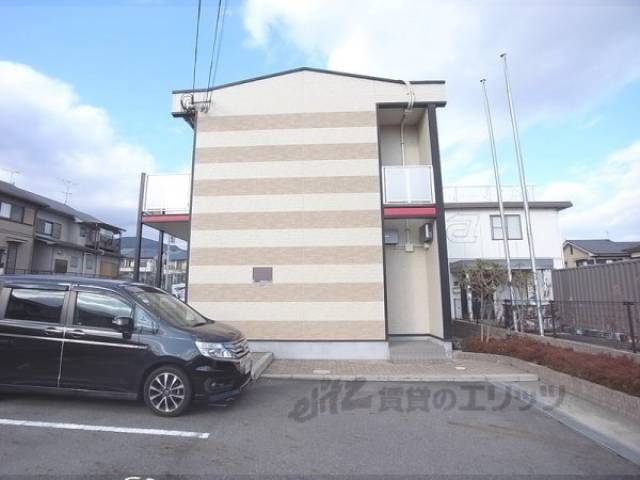 レオパレスブルーレイク唐崎外観写真2