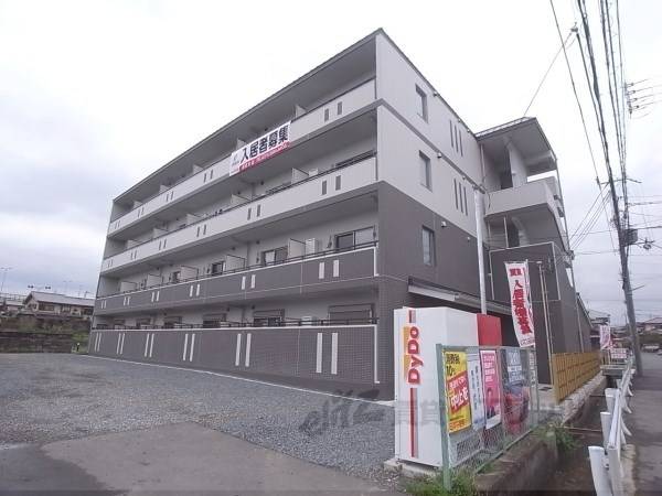 082366の外観写真