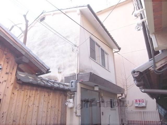 貸家外観写真1