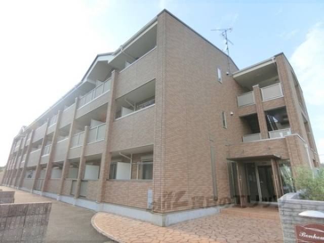 ボヌール外観写真2