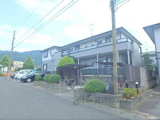 グランシャリオＣ棟外観写真1