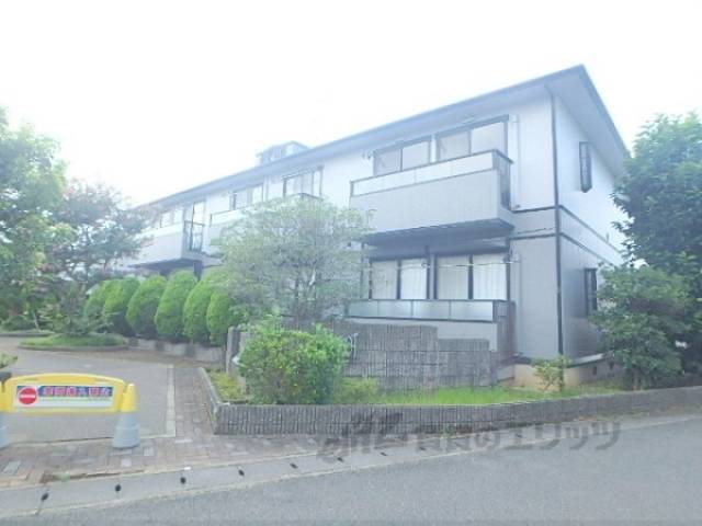 グランシャリオＣ棟外観写真3