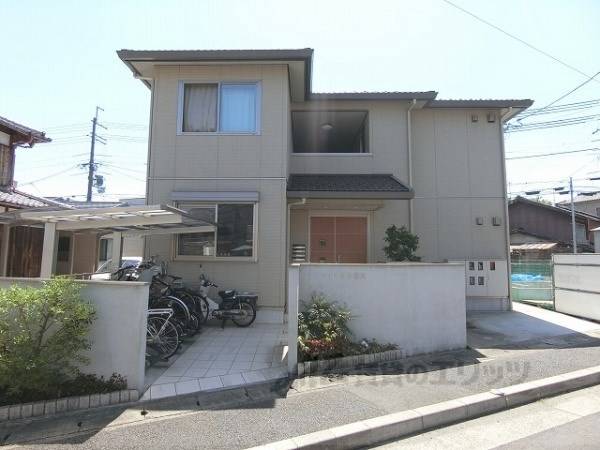 082580の外観写真