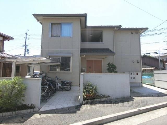 アイリス上賀茂外観写真1