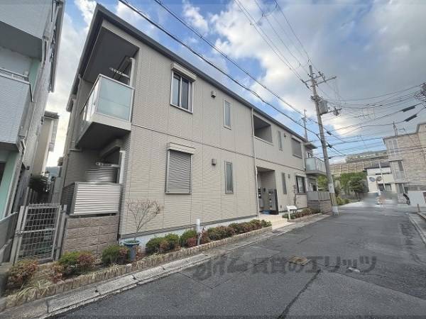 082677の外観写真