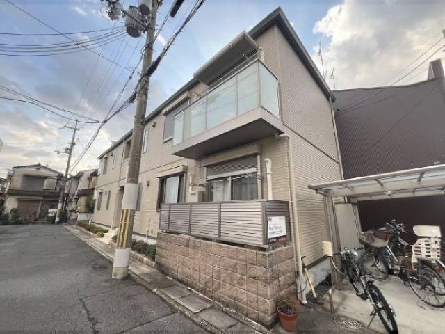 シャーメゾン伊勢屋外観写真2