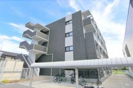 ＣＡＳＴＬＥ　ＡＺＵＣＨＩ外観写真