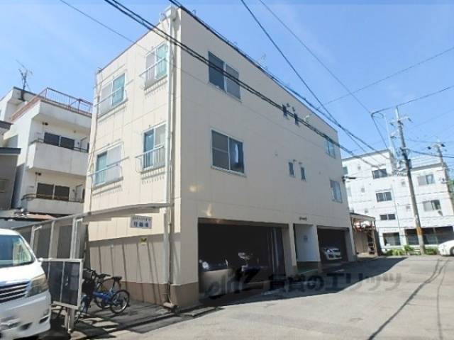 リバーハイツ外観写真1