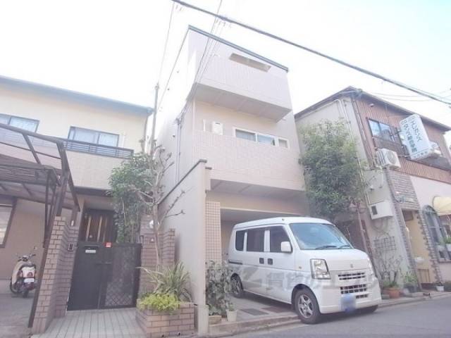 エレガンスマンション外観写真3