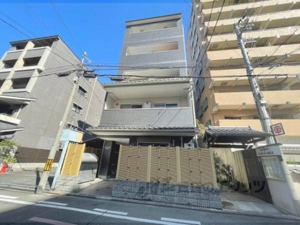 083098の外観写真