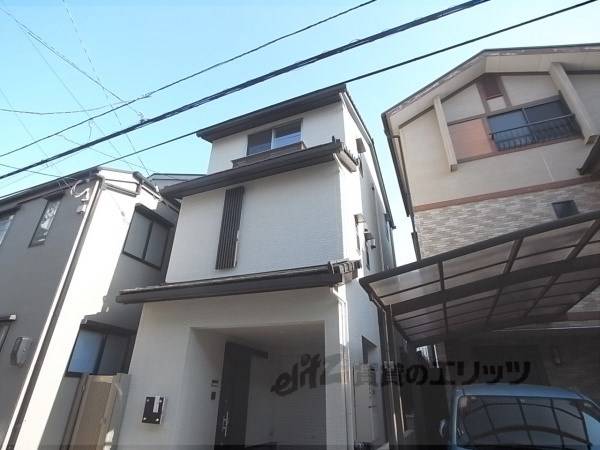 083253の外観写真